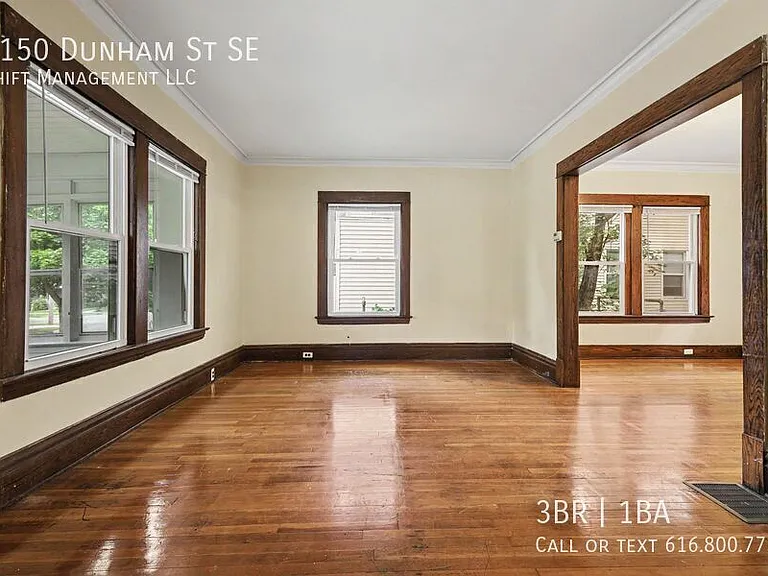 1150 Dunham St SE — Photo 7