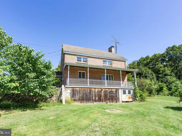 114 Wissinger Rd, Boyertown, PA 19512