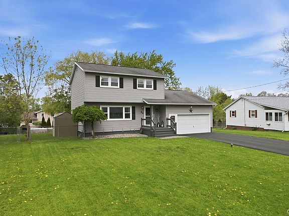 2nd image of 24 Ardencrest Rd
