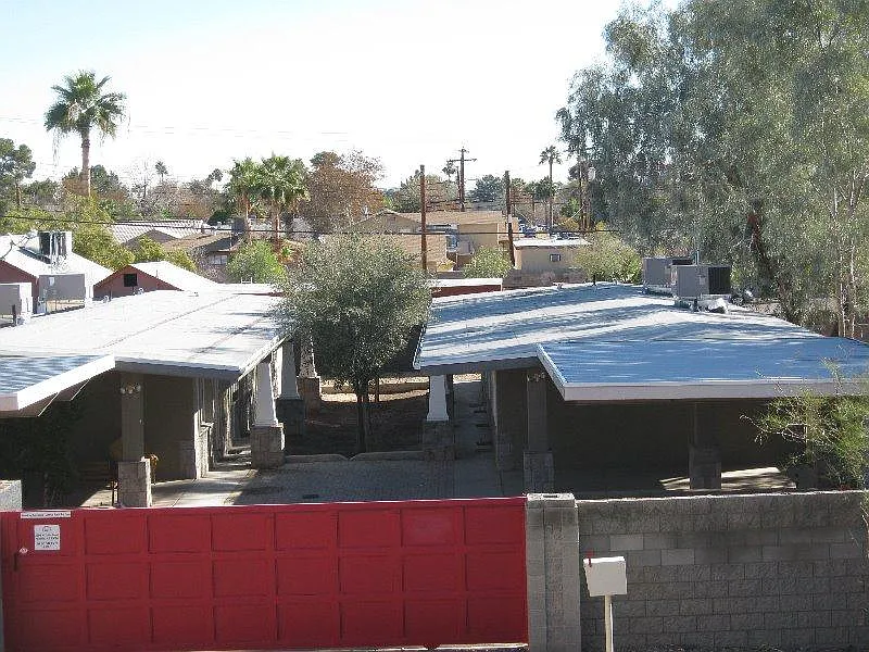 Courtyard on 16th