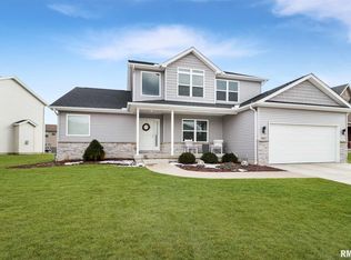 10822 N Sawmill Ln, Dunlap, IL 61525