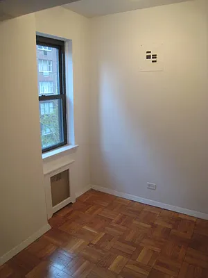 Rented by City Connections Realty | media 6