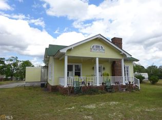 5 Royal Dr, Claxton, GA 30417