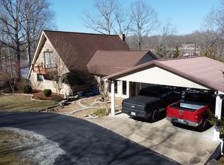1343 Cedar Dr, Camden, TN 38320