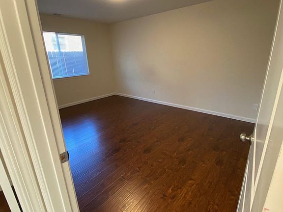 5th image of 1023 Highland Ave