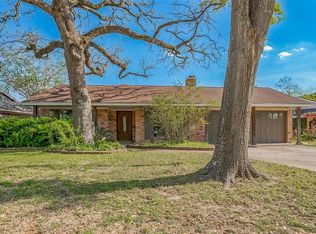 10619 Knoboak Dr, Houston, TX 77043