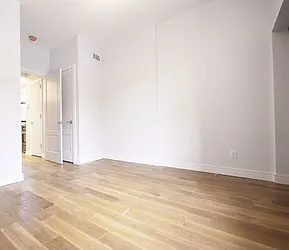 Rented by Tapiro Realty