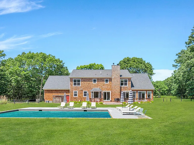 8 Wildflower Ln — Photo 44