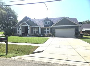 419 E Main St, Pilot Point, TX 76258