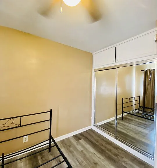 1554 S Stanley Ave — Photo 13