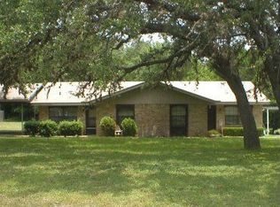 106 Whitetail Dr, San Marcos, TX 78666