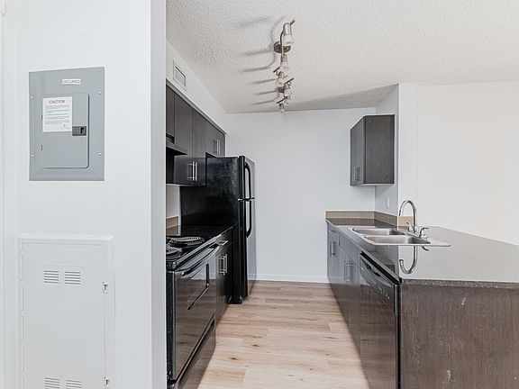 5th image of 5816 Mullen Pl NW #217