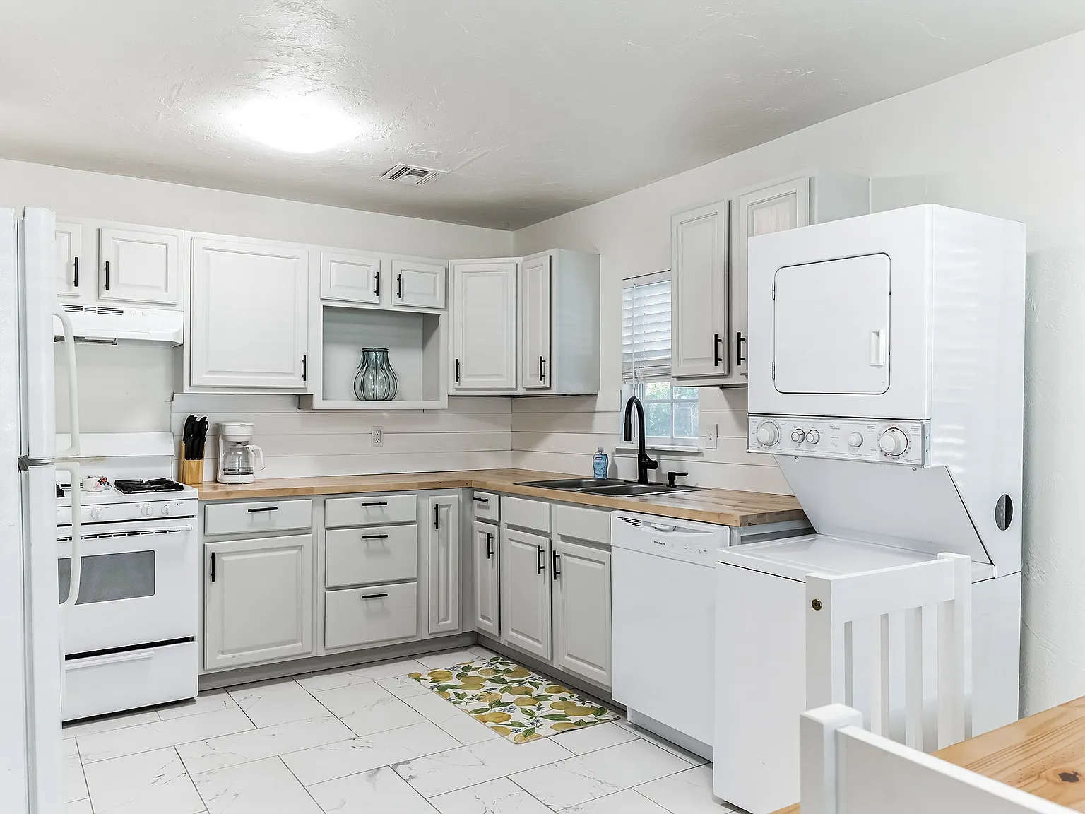 1212 N Woodward Ave — Photo 2