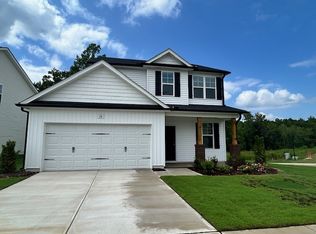 24 Favre St, Clayton, NC 27527