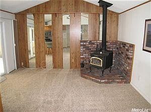 3rd image of 3039 Bettina Way