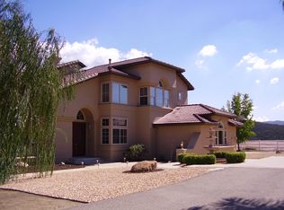 2864 Via Dieguenos, Alpine, CA 91901