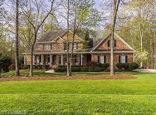 5905 Autumn Gate Dr, Oak Ridge, NC 27310