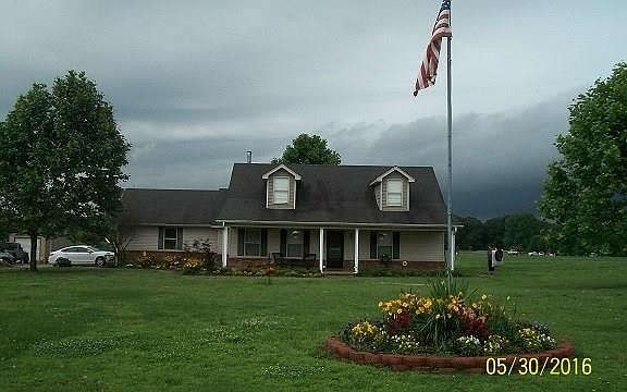 3rd image of 8117 Belmont Dr