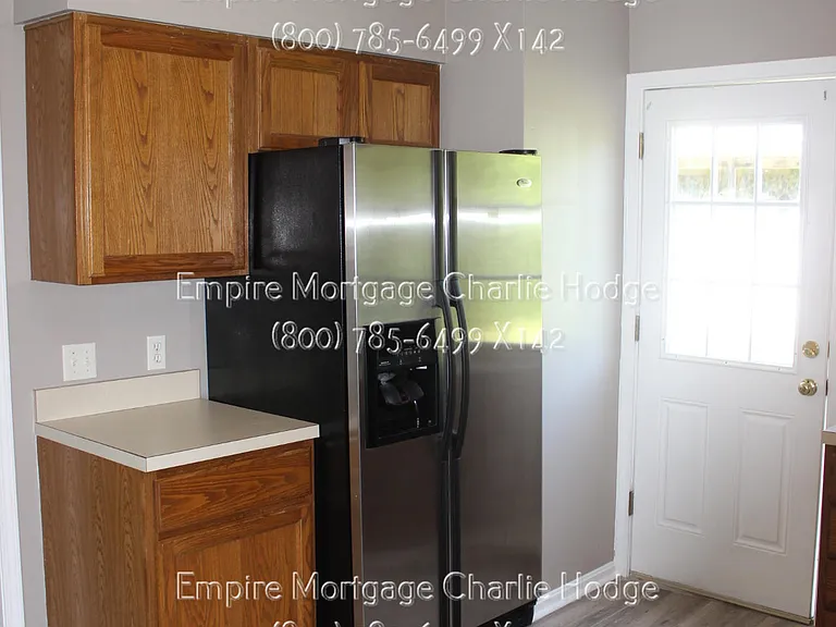 4525 Terri Ln — Photo 5