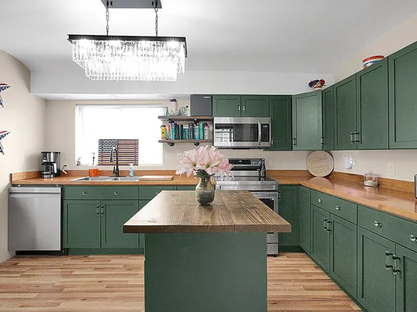 519 E Paint St, Washington Court House, OH 43160