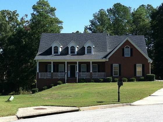 1st image of 925 Catalpa Ln