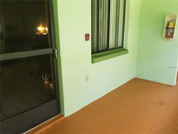 4th image of 20893 Haulover Cv Unit 8