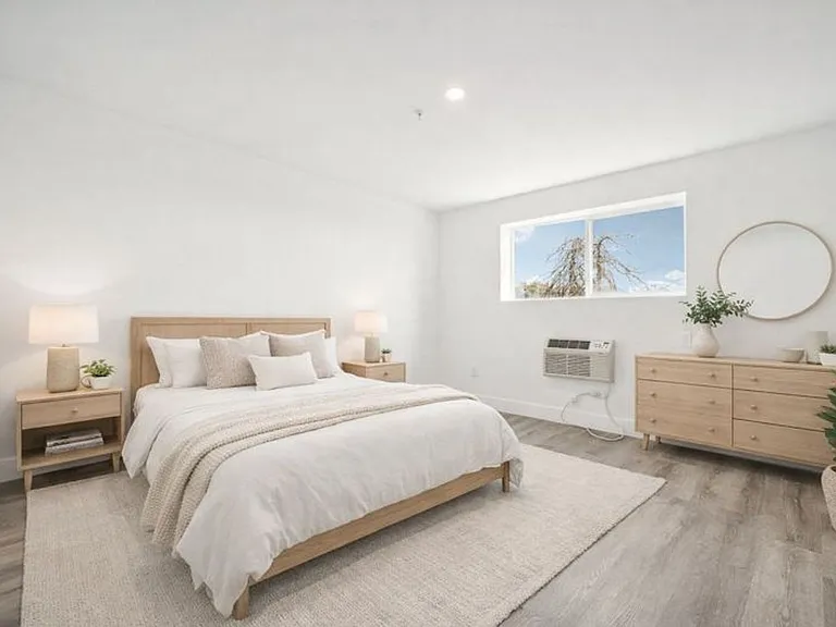 11800 E Colfax — Photo 33