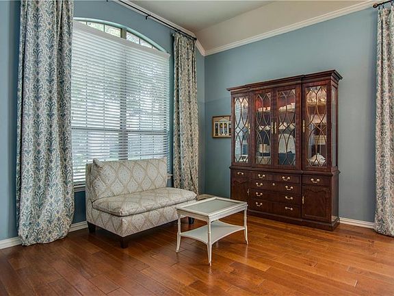 4th image of 6413 Brownstone Dr