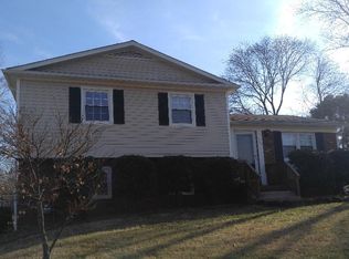 214 Farmstead Rd, King, NC 27021