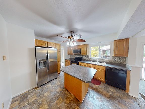 4th image of 739 Sage Hill Dr
