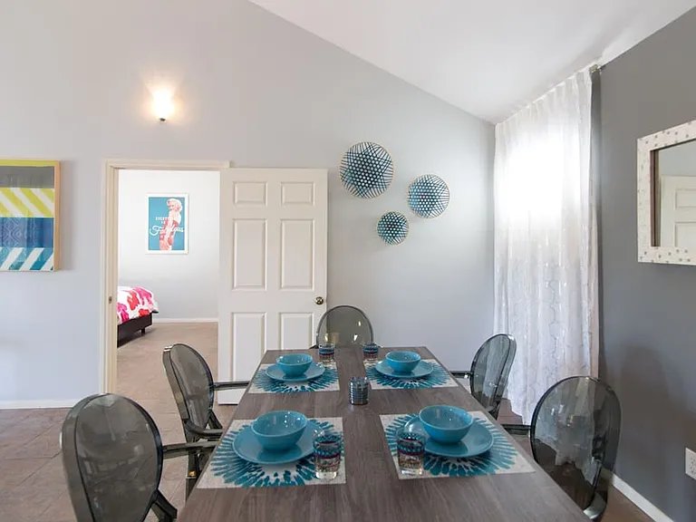 1703 Logan Ave #C — Photo 3