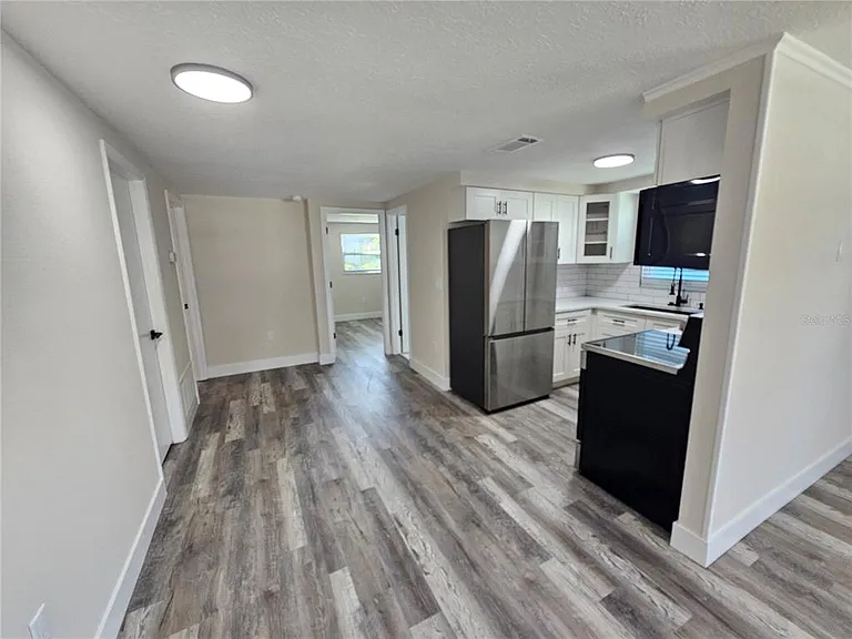 4843 Camphor Ave — Photo 5