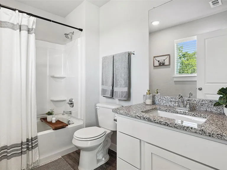 520-903B Powell Dr — Photo 27