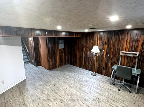 1295 Commerce St #Basement, Pickering, ON L1W 1C9