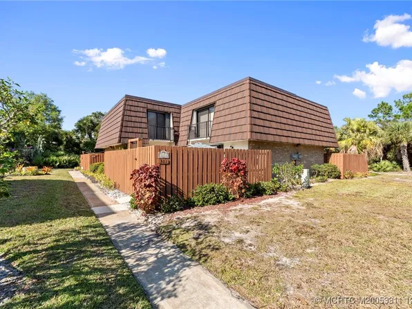 5802 SE Riverboat Dr #301, Stuart, FL 34997