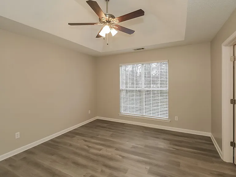 9447 Rollinghills Dr — Photo 9