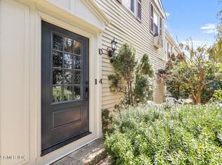 9 Weaver St UNIT 4, Greenwich, CT 06831