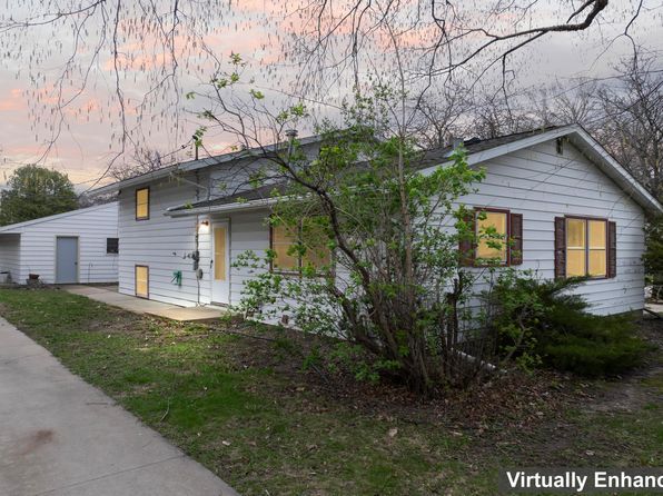 305 17th St NE, Rochester, MN 55906