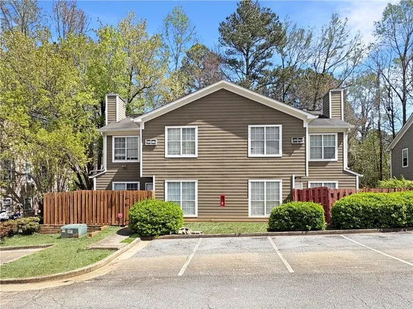 1065 Rock Creek Ln, Norcross, GA 30093