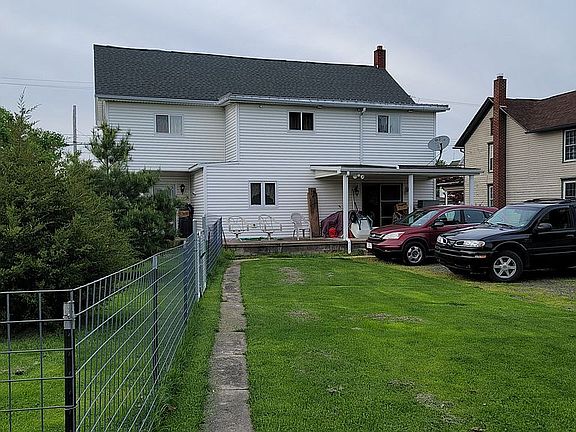 fenced area for pets