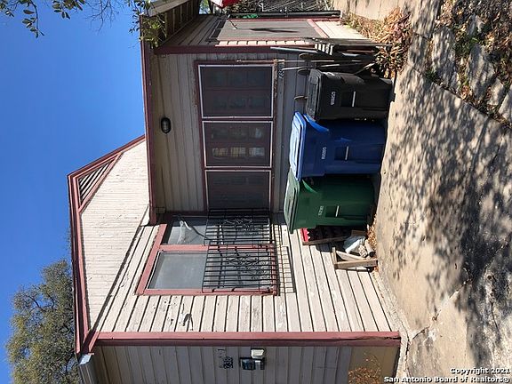 4th image of 238 N Beal St