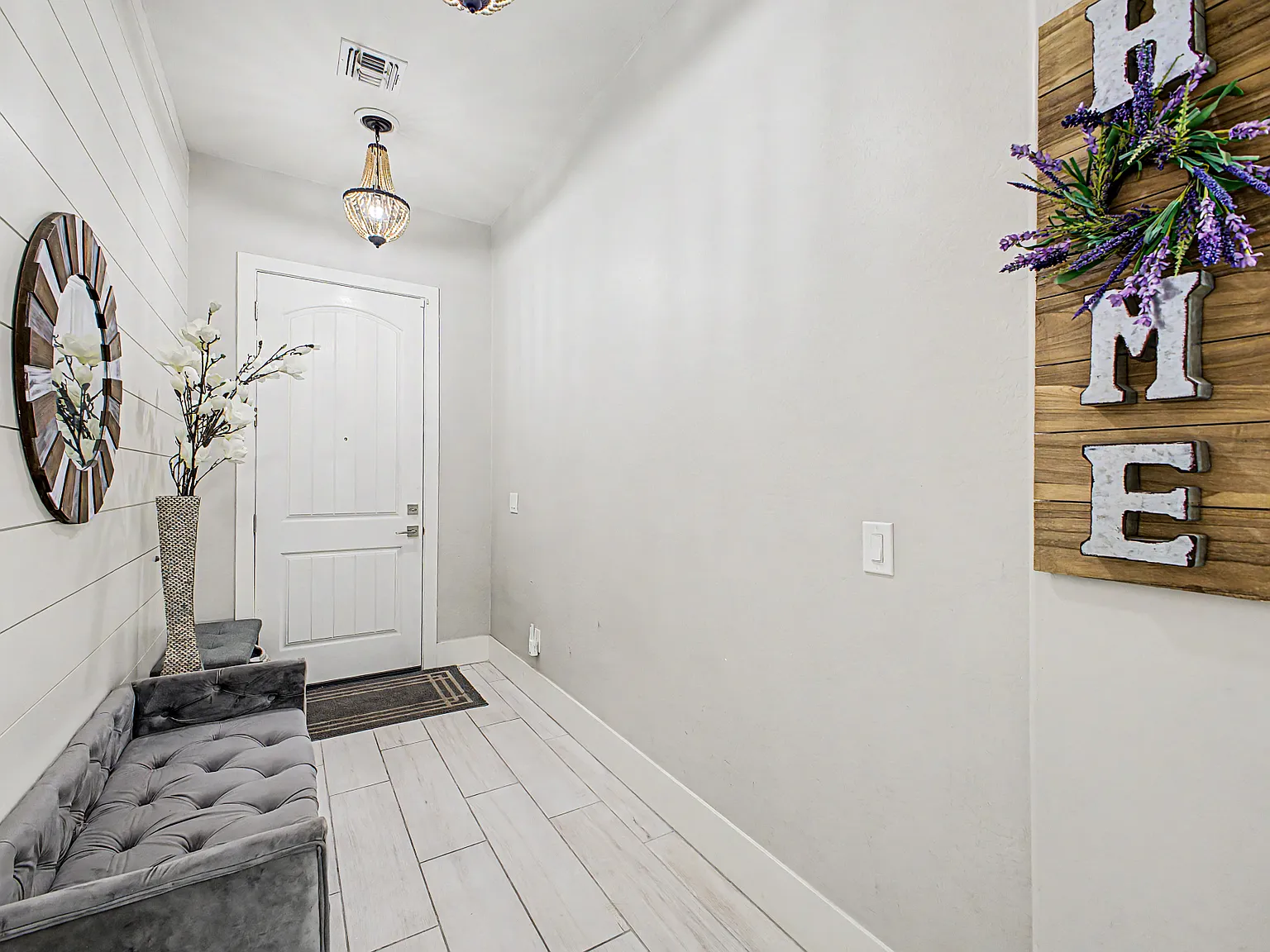 3 bed, 2.5 bath, 2378 sqft, $4,375 — Photo 4
