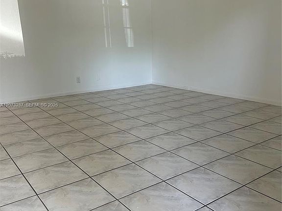 4th image of 1401 SW 134th Way APT 109C
