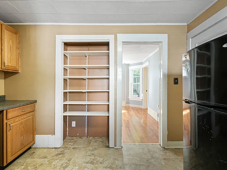 47 Rotary Ave #1 — Photo 13