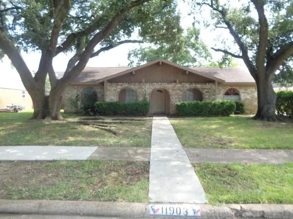 11903 Sagecliff Dr, Houston, TX 77089
