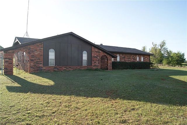 1st image of 3002 County Street 2860
