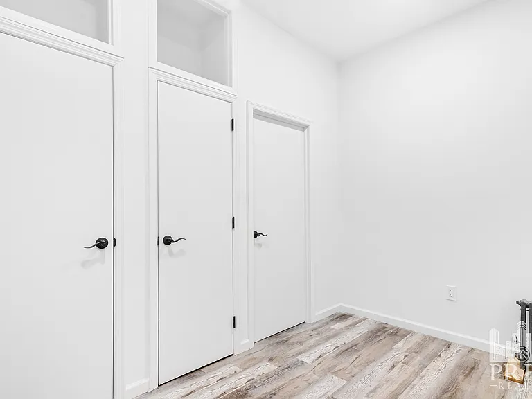 1471 1st Ave #2B — Photo 8