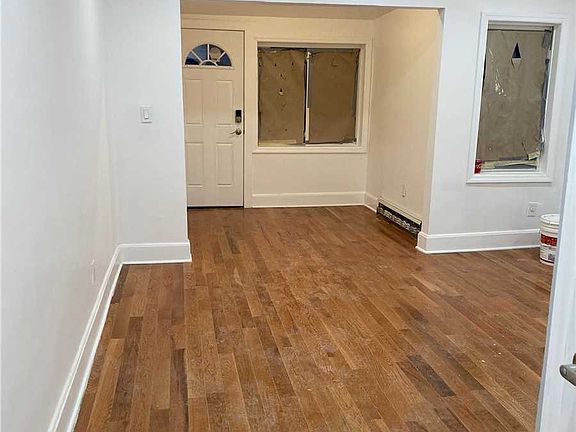 3rd image of 11838 154th St