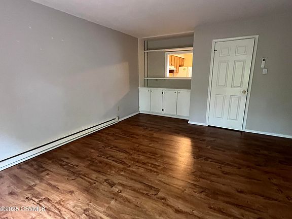 5th image of 414 N 4th St