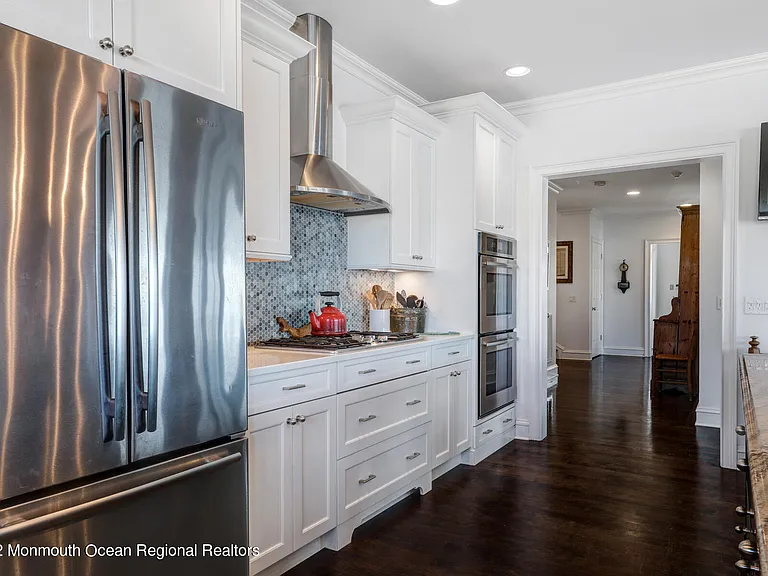 306 Old Bridge St — Photo 15